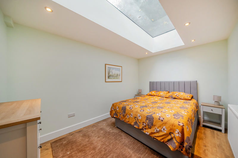 Bedroom- click for photo gallery